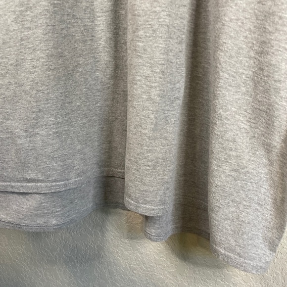 MAMA Graffic Tee Heather Grey with Navy Floral Print - Picture 4 of 5